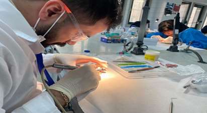 تجربه دانشجویان دانشکده دندانپزشکی