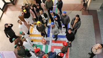 بازی منچ پژوهشی در دانشکده دندانپزشکی