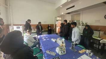 بازدید دانشجویان دندانپزشکی دانشگاه ایران از آزمایشگاه های گروه زیست مواد دندانی دانشگاه علوم پزشکی تهران